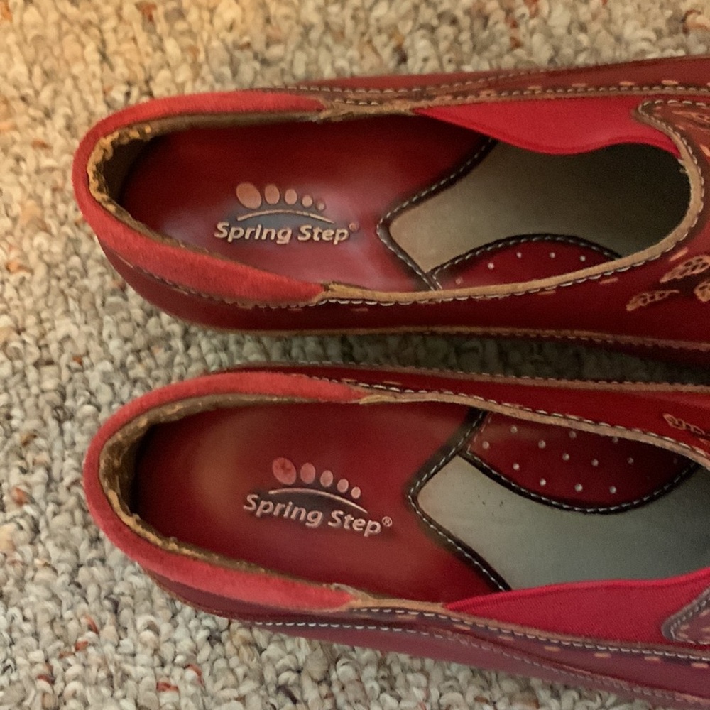 Spring Step Clogs - image 2